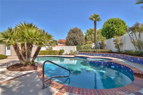 Exterior - 30569 Bridgeview Cir, Temecula, CA 92592 photo 9 of 17