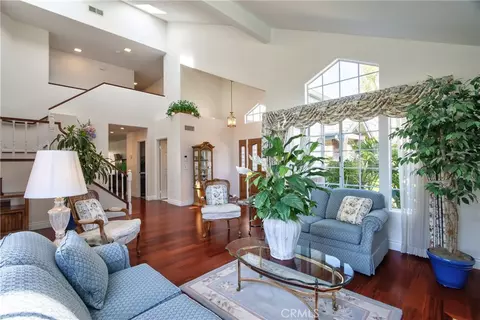 Living - 30569 Bridgeview Cir, Temecula, CA 92592 photo 4 of 5