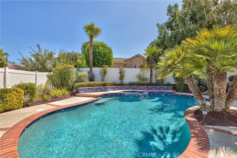 Exterior - 30569 Bridgeview Cir, Temecula, CA 92592 photo 13 of 17