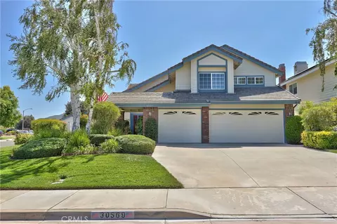 Exterior - 30569 Bridgeview Cir, Temecula, CA 92592 photo 1 of 17