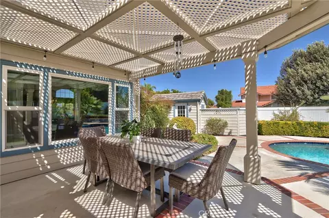 Exterior - 30569 Bridgeview Cir, Temecula, CA 92592 photo 8 of 17