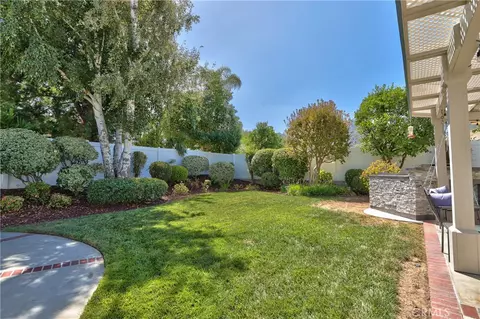 Exterior - 30569 Bridgeview Cir, Temecula, CA 92592 photo 6 of 17