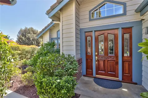 Entry Way - 30569 Bridgeview Cir, Temecula, CA 92592 photo 4 of 4