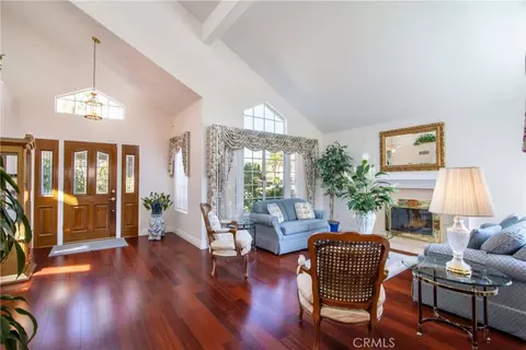Entry Way - 30569 Bridgeview Cir, Temecula, CA 92592 photo 2 of 4