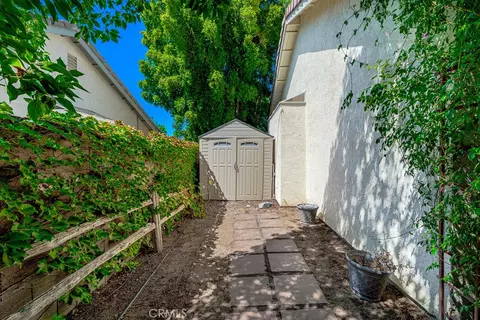 Exterior - 31211 Corte Alhambra, Temecula, CA 92592 photo 8 of 9
