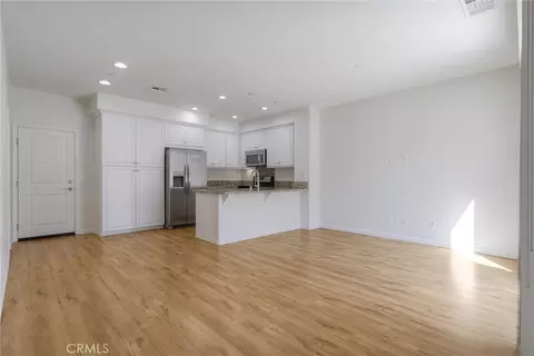 Living - 44014 Arcadia Ct, Temecula, CA 92592 photo 2 of 6