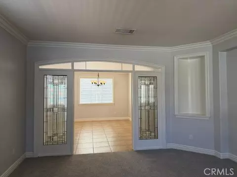 Living - 33421 Barrington Dr, Temecula, CA 92592 photo 10 of 10