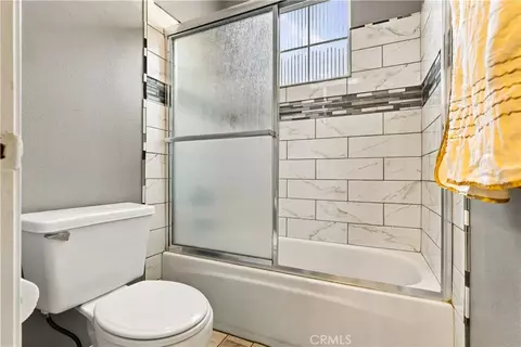 Bath - 29937 Westlink Dr, Menifee, CA 92584 photo 3 of 3