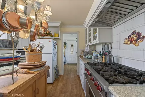 Kitchen - 44451 Tule Fire Rd, Anza, CA 92539 photo 6 of 12