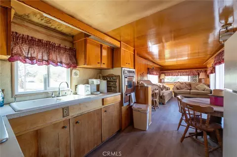 Kitchen - 44451 Tule Fire Rd, Anza, CA 92539 photo 12 of 12