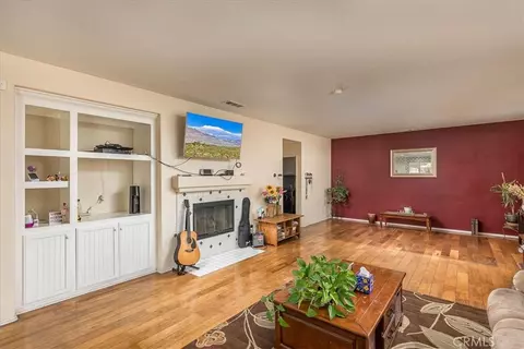 Living - 152 Alabaster Loop, Perris, CA 92570 photo 2 of 2