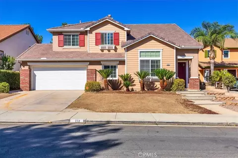 Exterior - 152 Alabaster Loop, Perris, CA 92570 photo 2 of 17