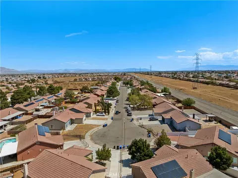 View/Area - 10716 Wakefield St E, Adelanto, CA 92301 photo 5 of 14