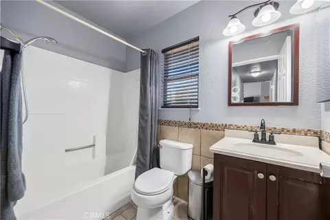Bath - 10716 Wakefield St E, Adelanto, CA 92301 photo 3 of 5