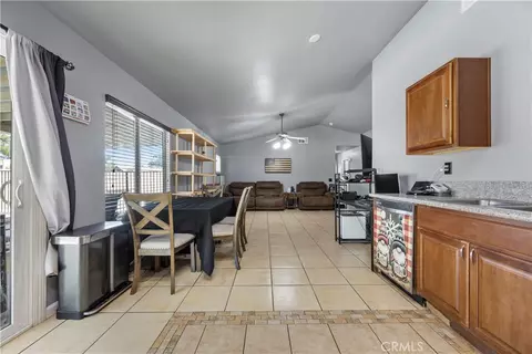 Entry Way - 10716 Wakefield St E, Adelanto, CA 92301 photo 3 of 3