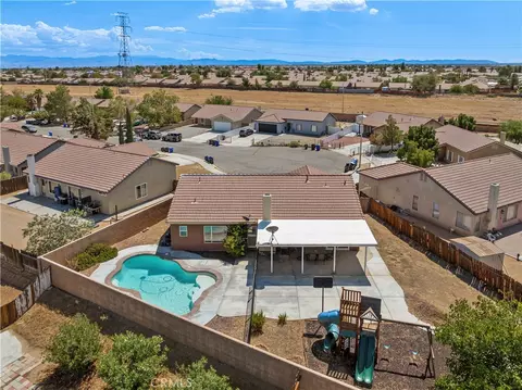 View/Area - 10716 Wakefield St E, Adelanto, CA 92301 photo 12 of 14