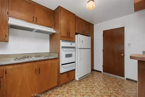 Kitchen - 2142 Foster, Oceanside, CA 92054 photo 6 of 6