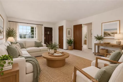 Living - 2142 Foster, Oceanside, CA 92054 photo 2 of 9