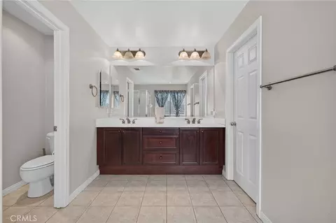 Bath - 33051 Rudy Ct, Temecula, CA 92592 photo 5 of 5