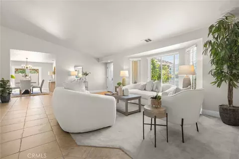 Living - 32498 Durango Ct, Wildomar, CA 92595 photo 2 of 6