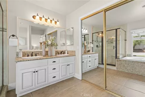 Bath - 32498 Durango Ct, Wildomar, CA 92595 photo 6 of 6
