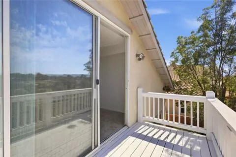 Exterior - 41851 Vardon Dr, Temecula, CA 92591 photo 3 of 5