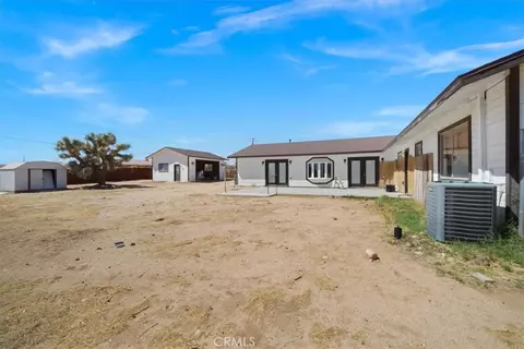 Exterior - 58407 Campanula St, Yucca Valley, CA 92284 photo 4 of 5