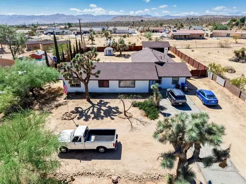 View/Area - 58407 Campanula St, Yucca Valley, CA 92284 photo 6 of 6