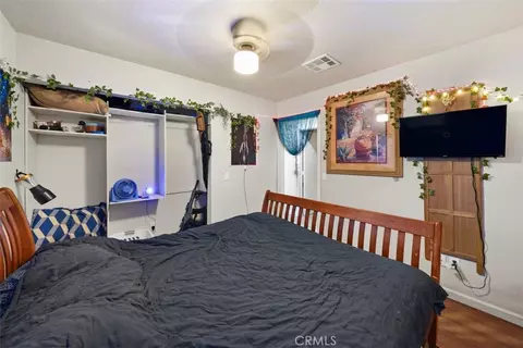 Bedroom - 58407 Campanula St, Yucca Valley, CA 92284 photo 4 of 6