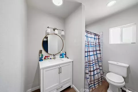 Bath - 58407 Campanula St, Yucca Valley, CA 92284 photo 5 of 5