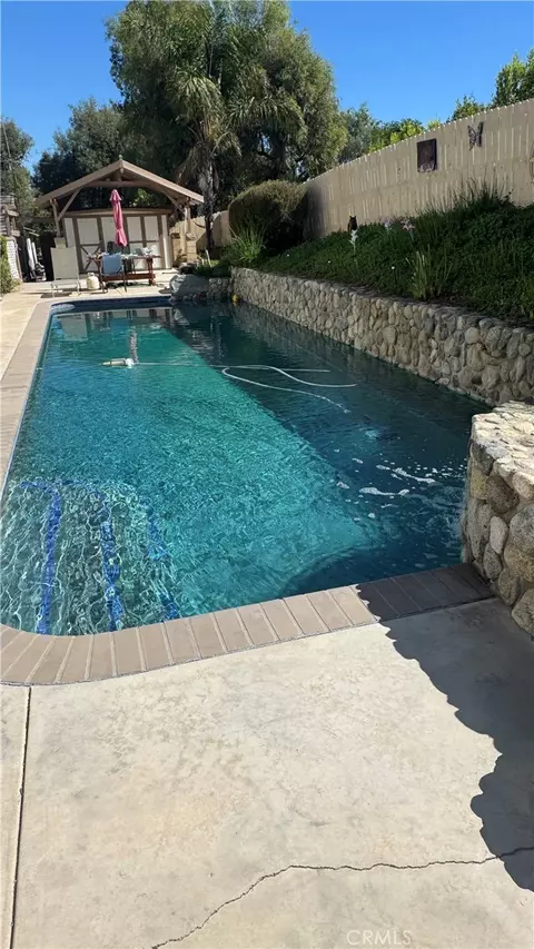 41900 Green Tree, Temecula, CA 92592 photo 3