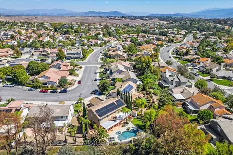 View/Area - 31383 Britton Cir, Temecula, CA 92591 photo 6 of 7