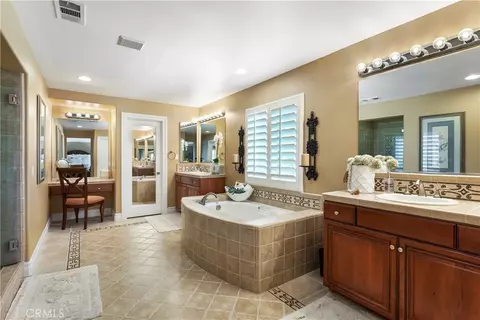 Bath - 34326 Lamborn, Temecula, CA 92592 photo 4 of 7