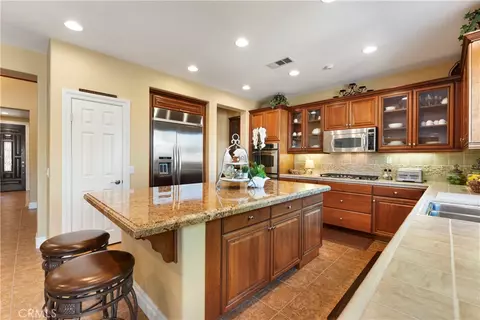 Kitchen - 34326 Lamborn, Temecula, CA 92592 photo 2 of 4