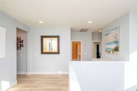 Entry Way - 32378 Magee, Temecula, CA 92592 photo 5 of 7