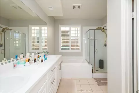 Bath - 32378 Magee, Temecula, CA 92592 photo 1 of 3