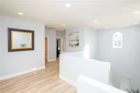 Entry Way - 32378 Magee, Temecula, CA 92592 photo 6 of 7