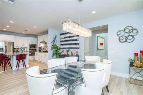 Dining - 32378 Magee, Temecula, CA 92592 photo 4 of 5
