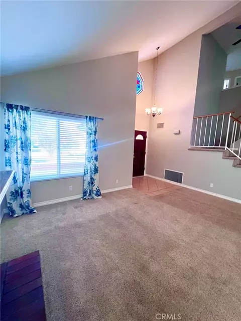 Living - 1750 Sunnypark, Redlands, CA 92374 photo 3 of 10