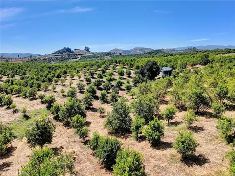 21055 Carancho Rd, Temecula, CA 92590 photo 17
