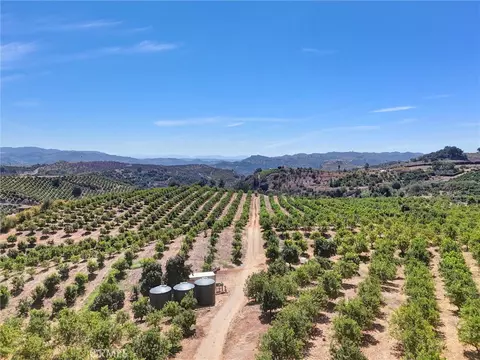 21055 Carancho Rd, Temecula, CA 92590 photo 9