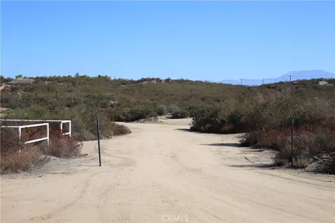 0 Mark Trl, Hemet, CA 92544 photo 22