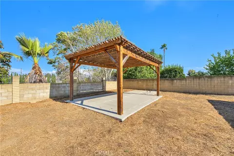 Exterior - 7629 El Arco, Rancho Cucamonga, CA 91730 photo 6 of 7