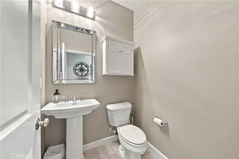 Bath - 29680 Olympic, Menifee, CA 92585 photo 2 of 2