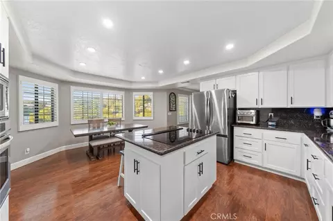 Kitchen - 40910 Via Media, Temecula, CA 92591 photo 4 of 7