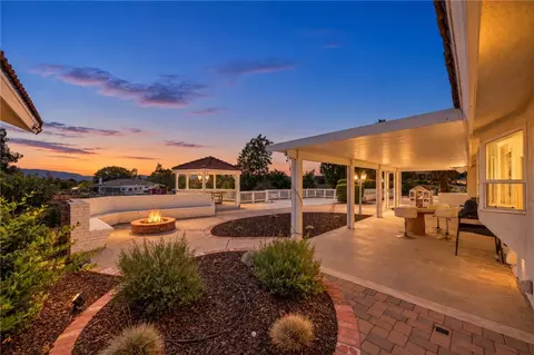 Exterior - 30357 San Pasqual Rd, Temecula, CA 92591 photo 4 of 12