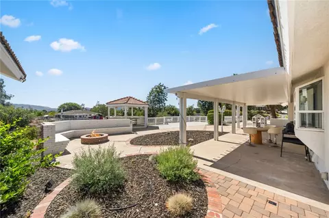Exterior - 30357 San Pasqual Rd, Temecula, CA 92591 photo 5 of 12