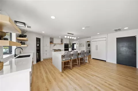 Kitchen - 30357 San Pasqual Rd, Temecula, CA 92591 photo 6 of 8