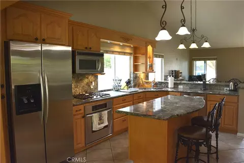 Kitchen - 3273 Racine Dr, Riverside, CA 92503 photo 5 of 5