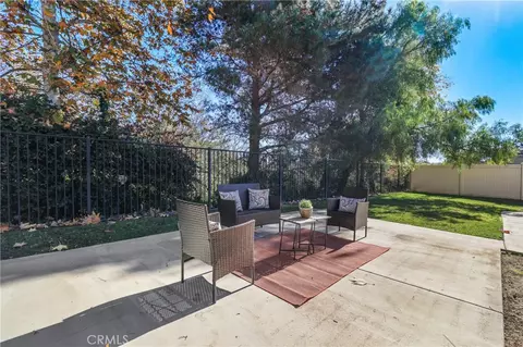 Exterior - 1031 Inverlochy Dr, Fallbrook, CA 92028 photo 4 of 5